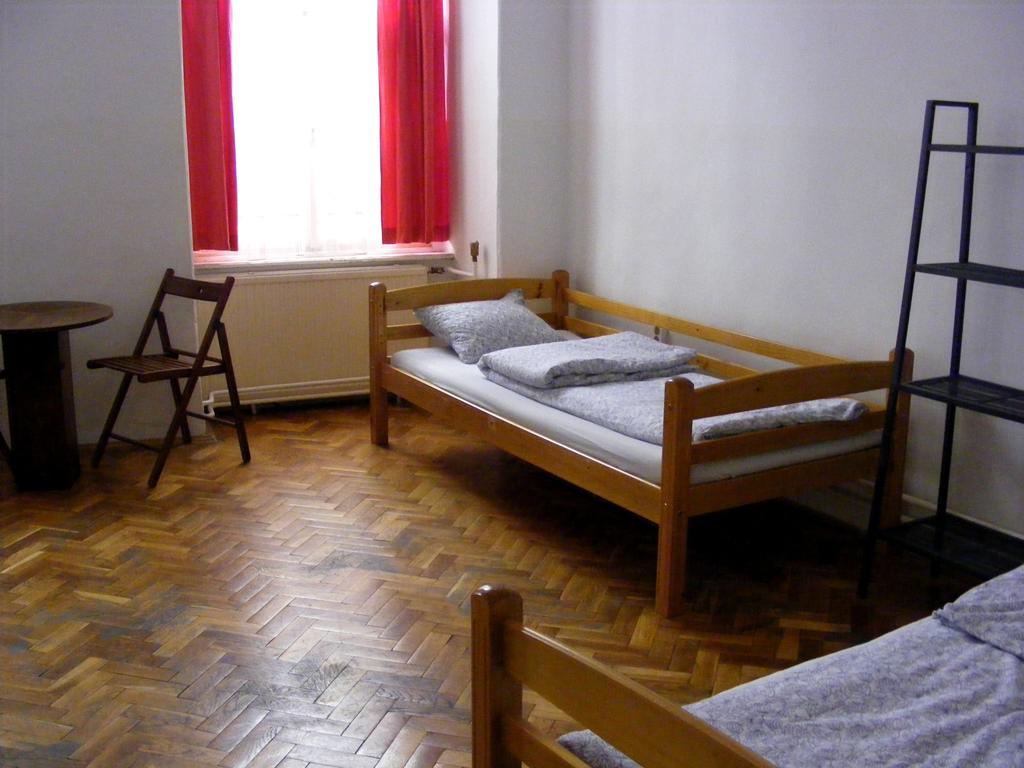بودابست 11Th Hour Cinema Hostel المظهر الخارجي الصورة